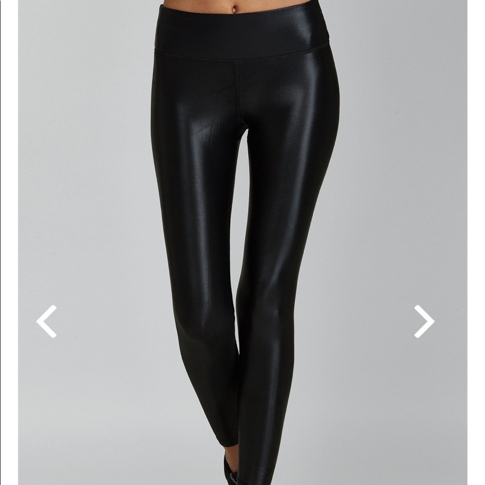 BNWT Noli Yoga Leggings